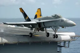 США уронили в море второй за неделю истребитель